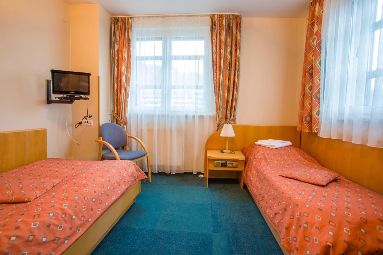 Farys - Swietna Lokalizacja, Sauna, Jacuzzi, Piekne Widoki Z Okien Криниця-Здруй Екстер'єр фото